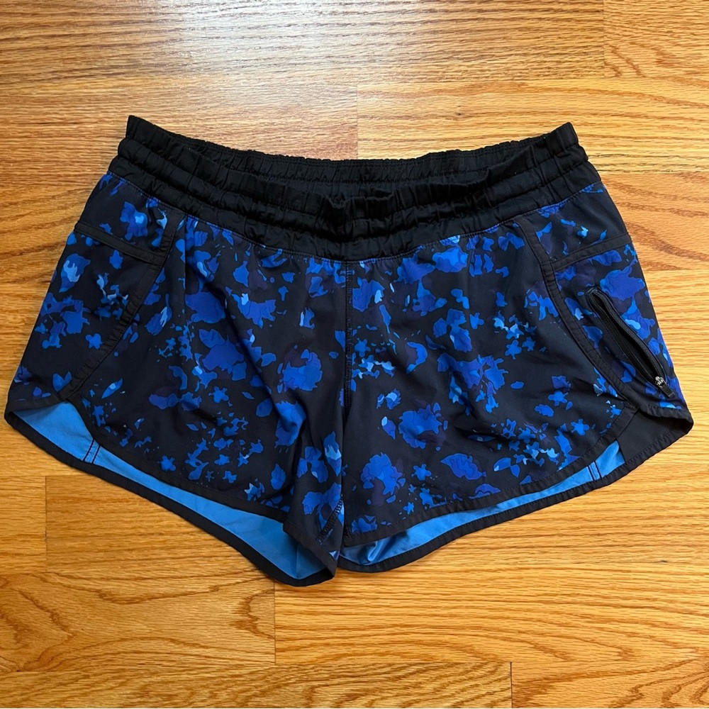 Lululemon black and blue patterned shorts size 10